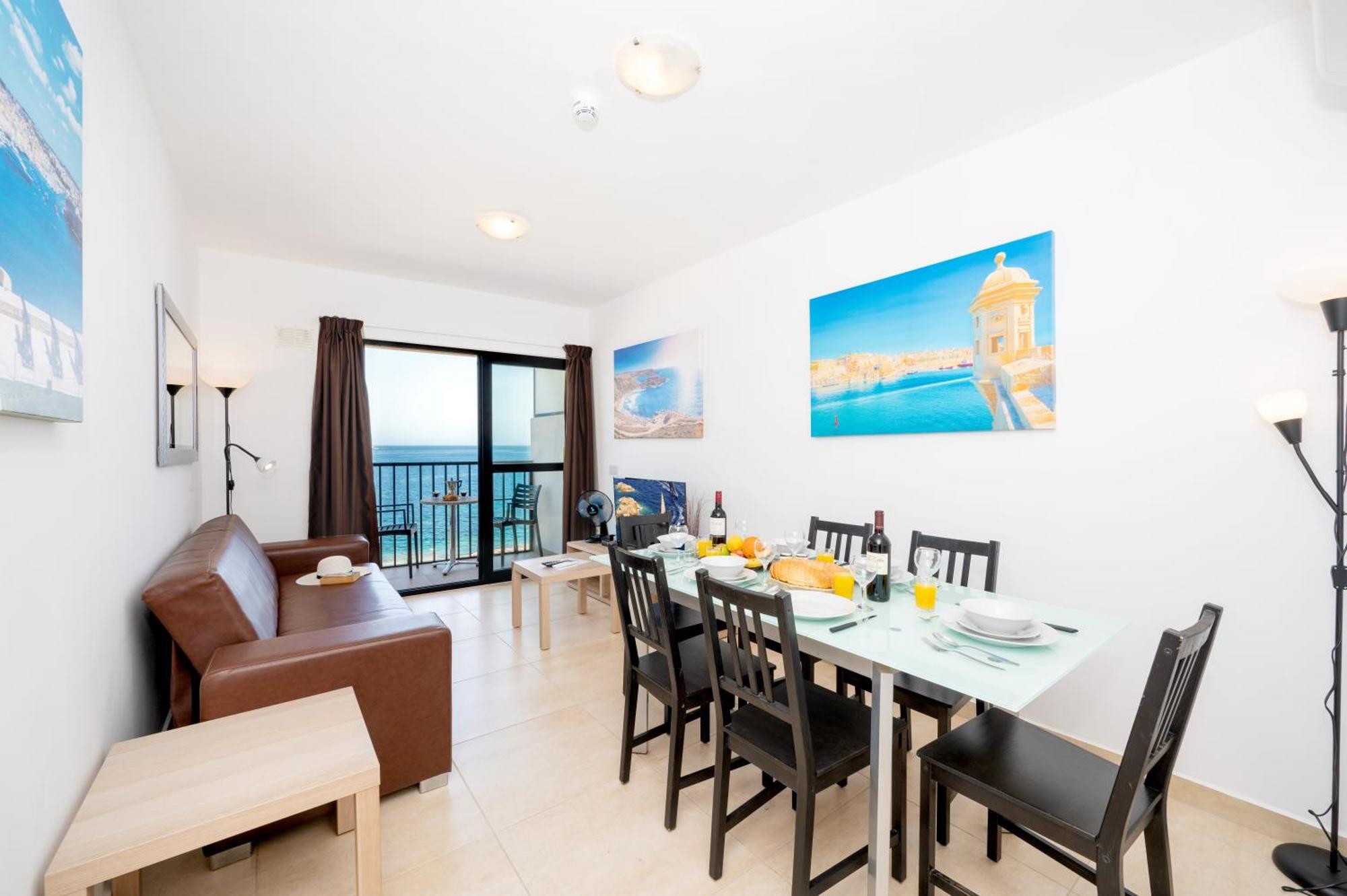 Islet Promenade Seafront Family With 2 Balconies By Getawaysmalta * San Pawl il-Baħar